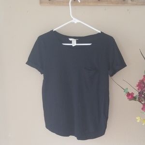 Black basic tshirt
